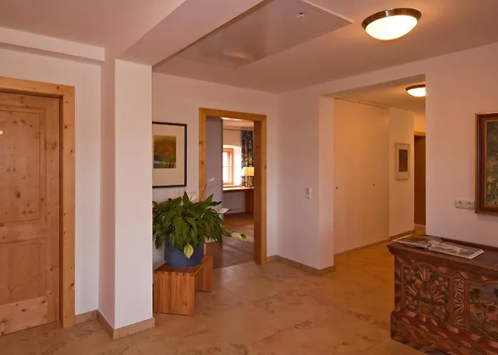 Gästehaus Schloss Bernau Gasthof *