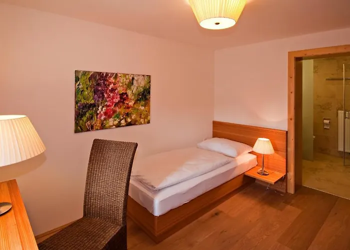 Gästehaus Schloss Bernau Gasthof