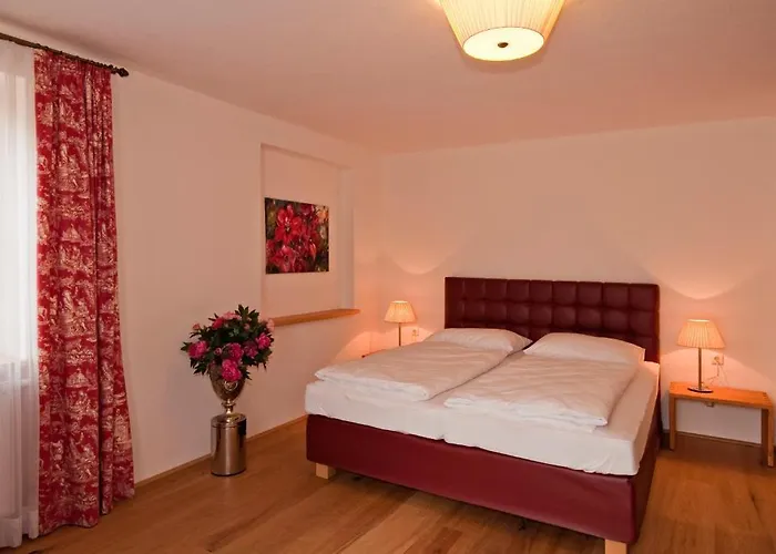 Gasthof Gästehaus Schloss Bernau Fischlham